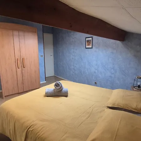 Les Girodets - Terrasse - Wifi * Villeneuve (Puy-de-Dome)