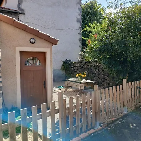 Holiday home Les Girodets - Terrasse - Wifi Villeneuve (Puy-de-Dome)