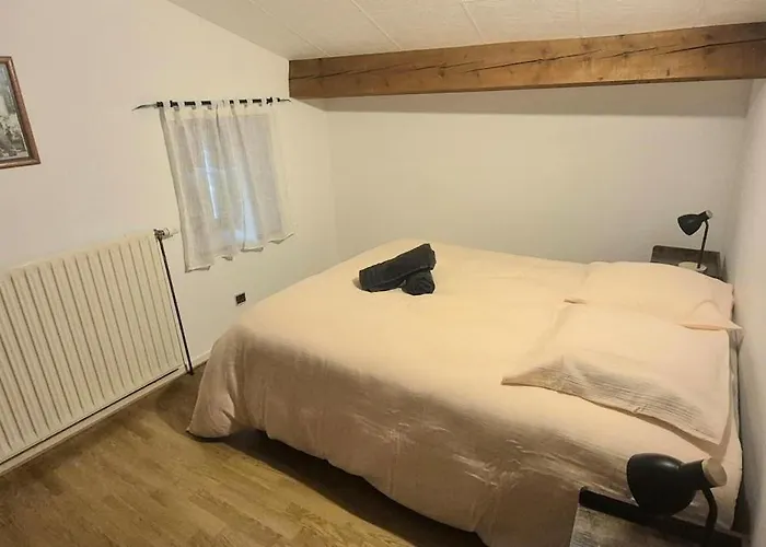 Holiday home Les Girodets - Terrasse - Wifi Villeneuve (Puy-de-Dome)